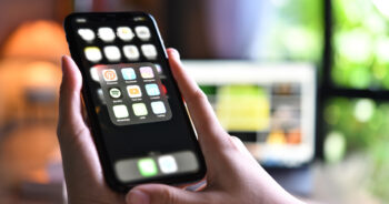 iPhone – jak wyłączyć cofanie błędów przez potrząsanie?