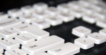 Jak zmienić czcionkę w Windows 11?