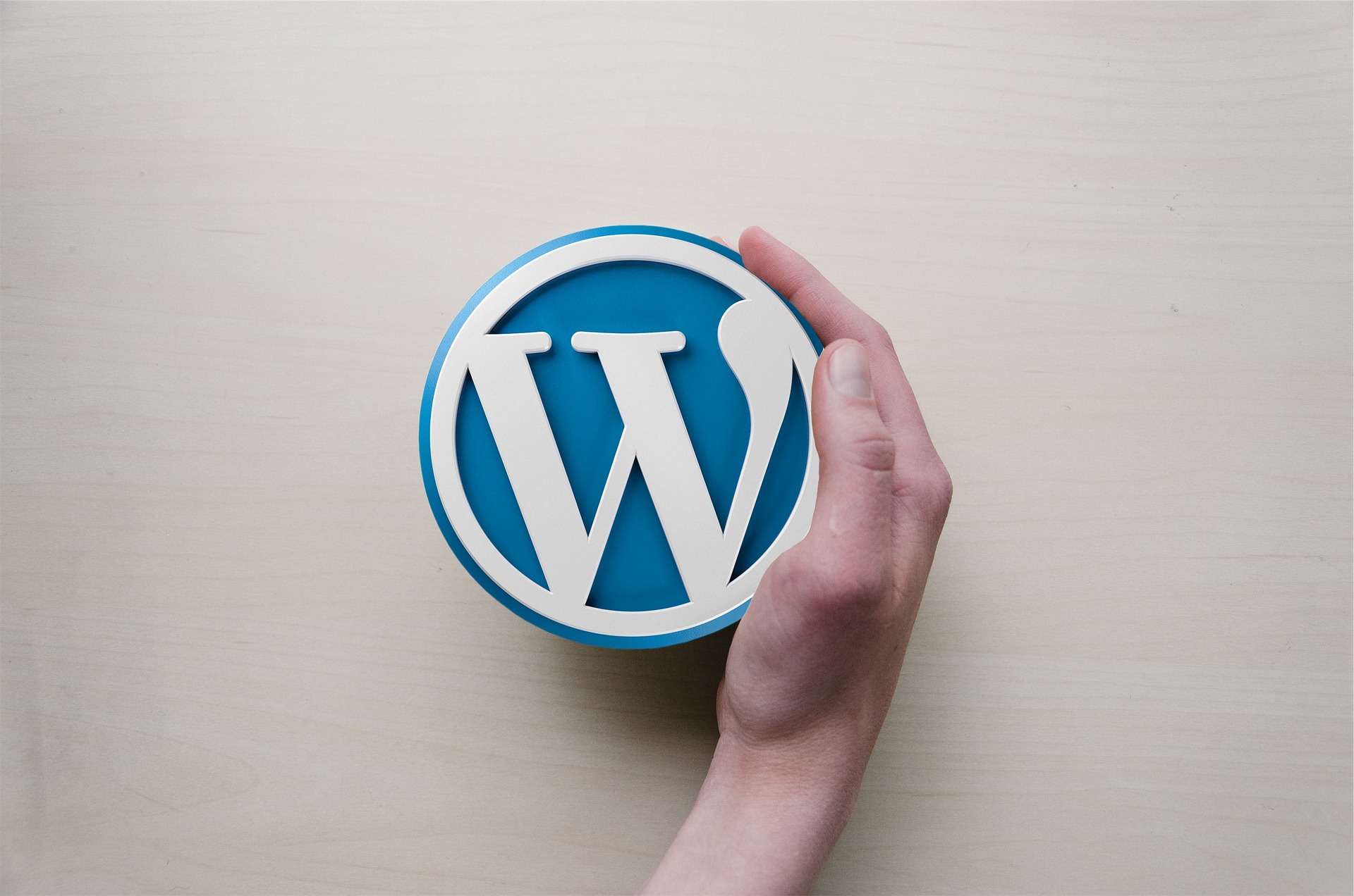 Jak w WordPress zablokować wyświetlanie błędów na stronie?
