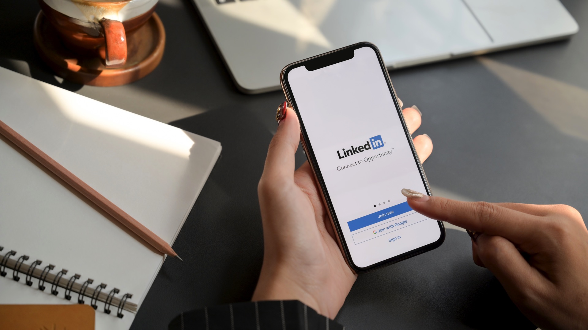 Jak odświeżyć zdjęcie miniatury linki na LinkedIn